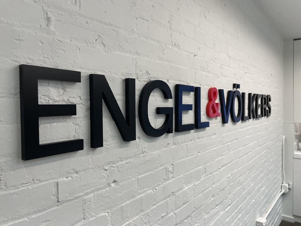 Company Name Display