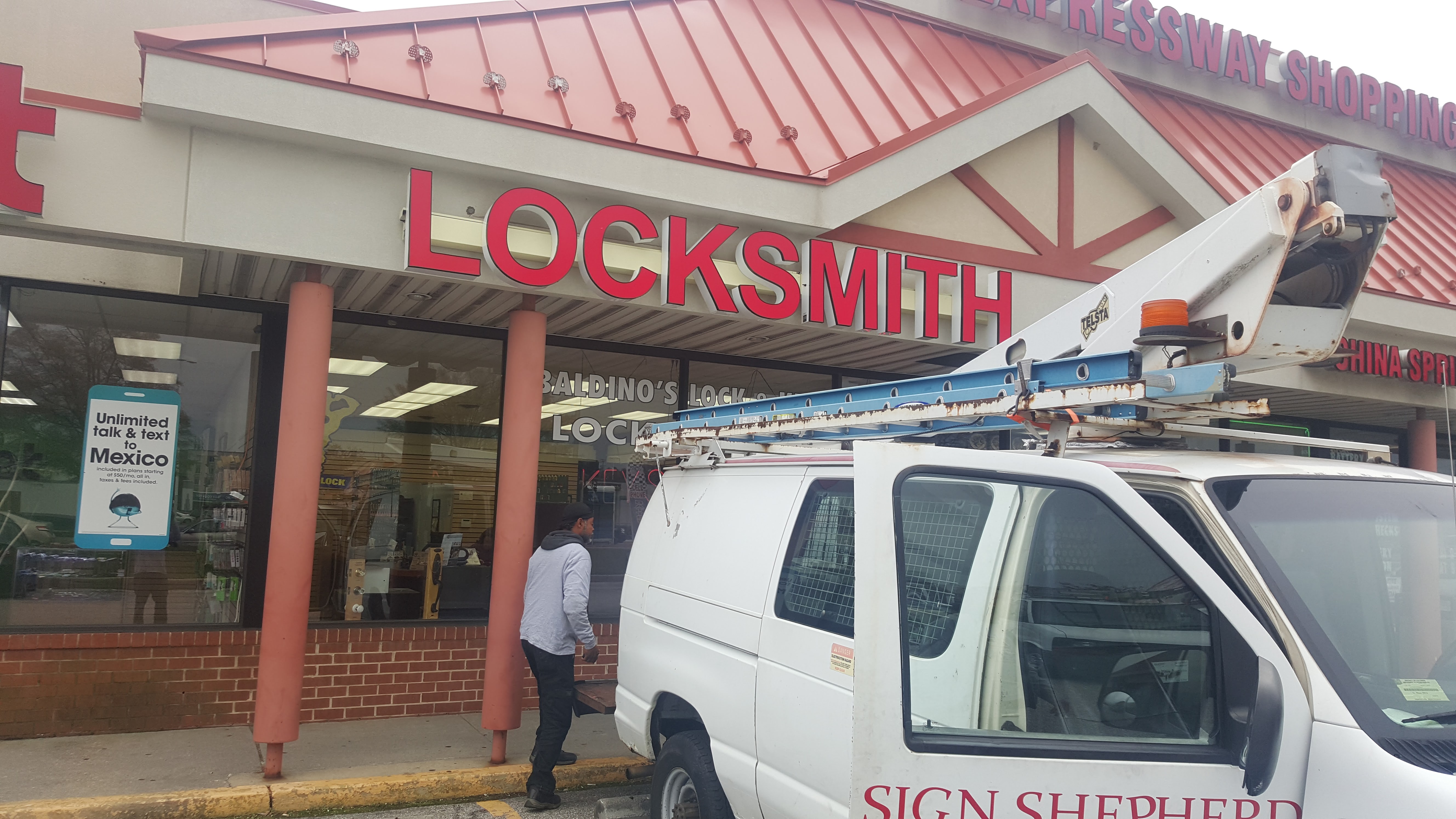 Retail LED Display